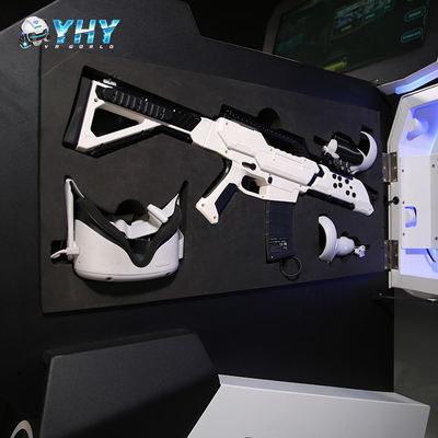 Εσωτερικό μόνιμο παιχνίδι 2 προσομοιωτών VR μάχη παικτών με τα ασύρματα γυαλιά πυροβόλων όπλων PP
