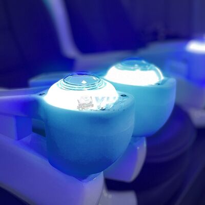 Εσωτερική καρέκλα κινηματογράφου 9D VR Παιχνίδι σκοποβολής για πολλούς παίκτες Θεματικό πάρκο VR 4 θέσεων για εμπορικά κέντρα